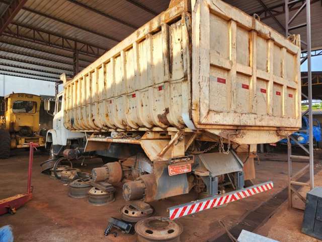 Leilão de Veículo - M. Benz/L 2635 6x4 - Paraguaçu Paulista/SP