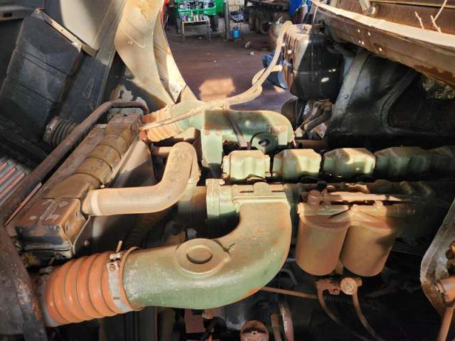 Leilão de Veículo - M. Benz/L 2635 6x4 - Paraguaçu Paulista/SP