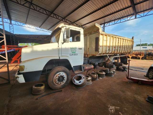 Leilão de Veículo - M. Benz/L 2635 6x4 - Paraguaçu Paulista/SP