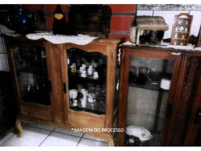 Leilão de Bens Móveis - Cristaleira - Paranapanema/SP