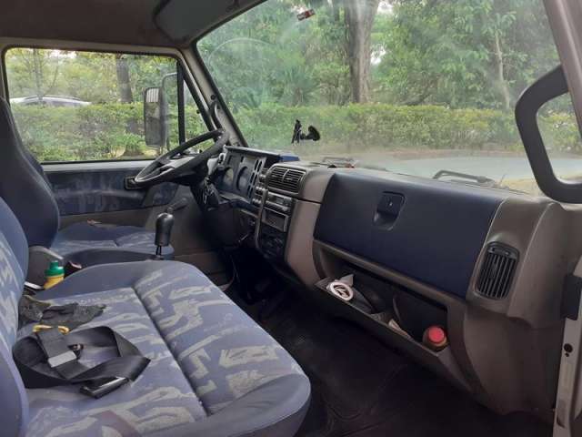 Leilão de Veículo - VW/7.110 - Barueri/SP 