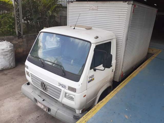 Leilão de Veículo - VW/7.110 - Barueri/SP 