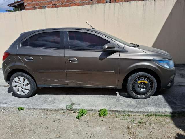 Leilão de Veículo - Chevrolet/Ônix, 1,4 MT LT - Delmiro Gouveia/AL 