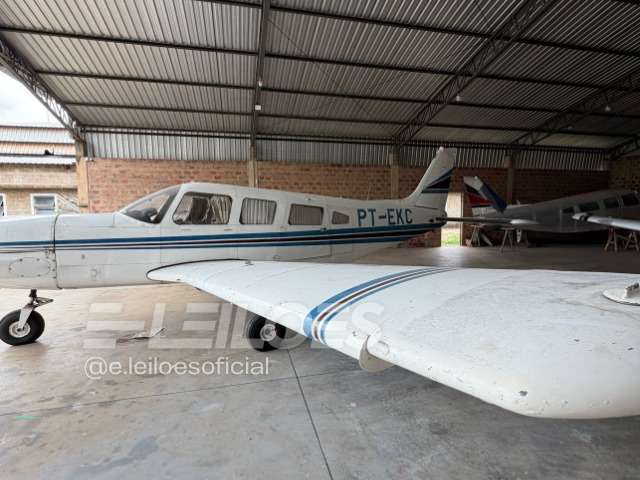 Leilão de Veículo - Aeronave modelo EMB-720C - Penápolis/SP