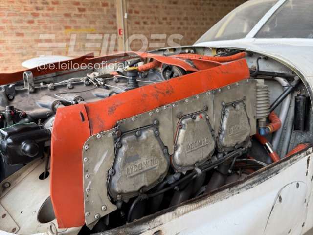 Leilão de Veículo - Aeronave modelo EMB-720C - Penápolis/SP