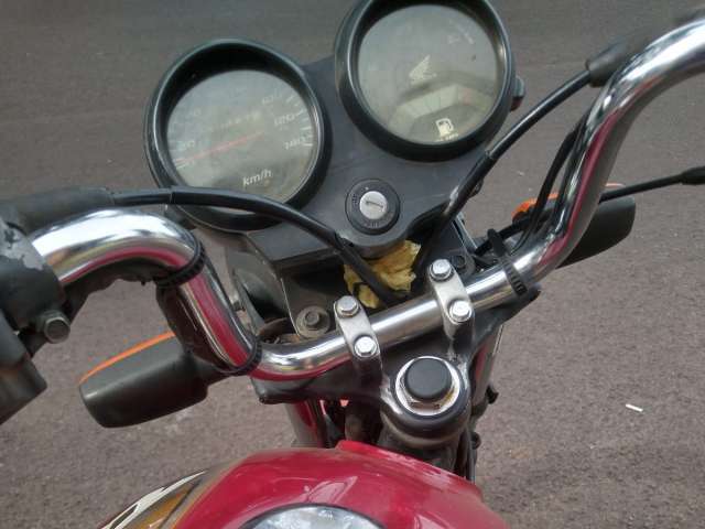 Leilão de Veículos - Honda/CG 125 Titan KS - Araçatuba/SP
