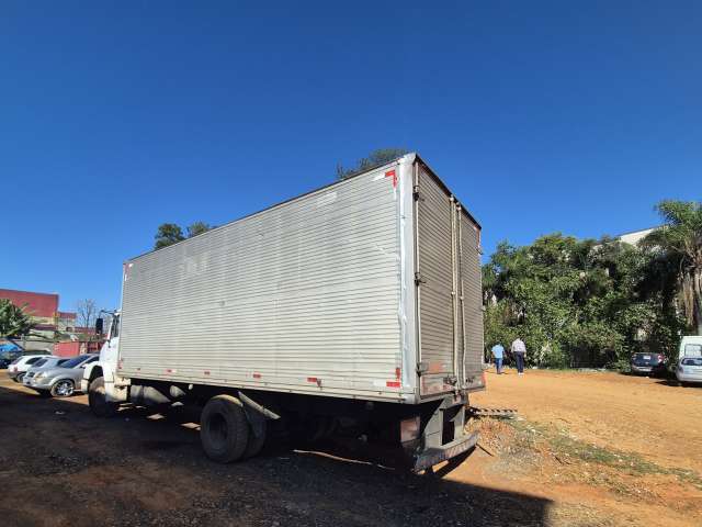 Leilão de Veículo - M. Benz/L 1318 - Guarulhos/SP 