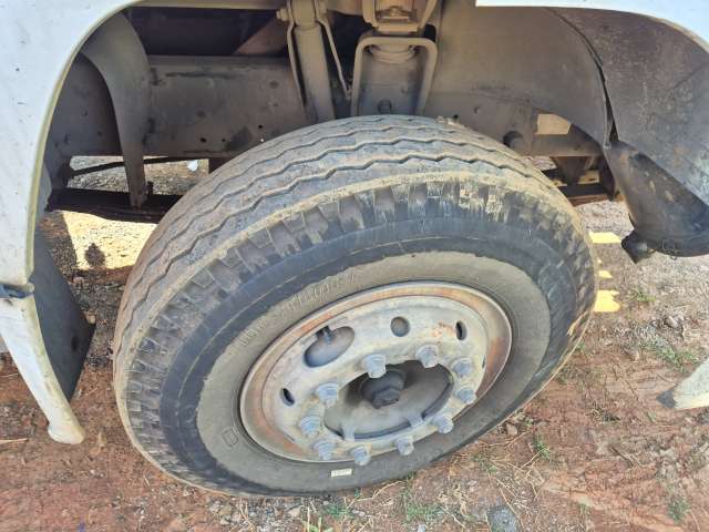 Leilão de Veículo - M. Benz/L 1318 - Guarulhos/SP 