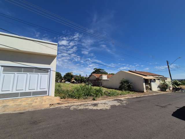 Leilão de Imóveis - Terreno sem benfeitorias - Tupã/SP