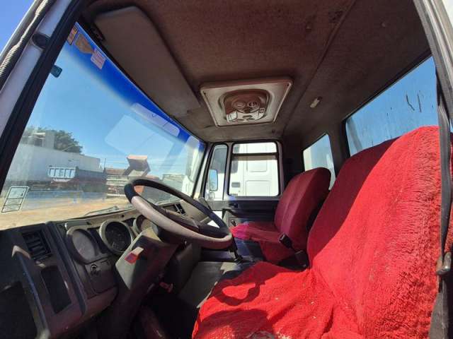 Leilão de Veículo - Ford/Cargo 712 - São José do Rio Preto/SP 