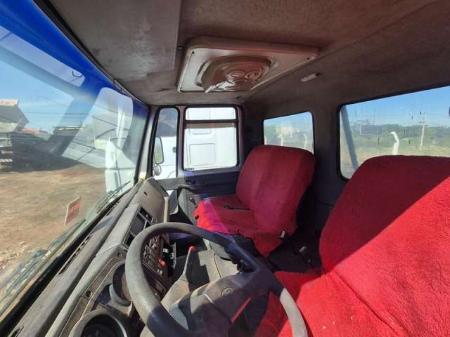 Leilão de Veículo - Ford/Cargo 712 - São José do Rio Preto/SP 