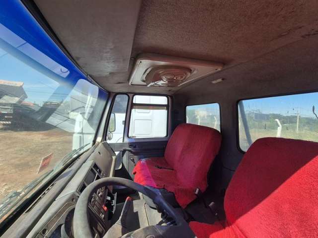 Leilão de Veículo - Ford/Cargo 712 - São José do Rio Preto/SP 