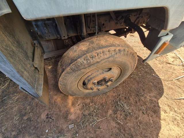 Leilão de Veículo - Ford/Cargo 712 - São José do Rio Preto/SP 